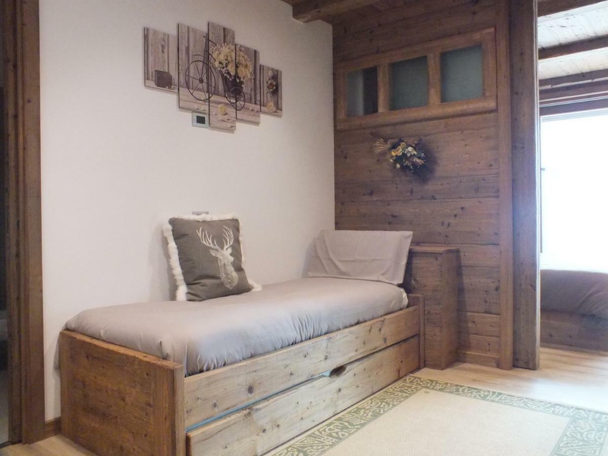 Best House Snc Di Elisa Baroni E Beatrice Dei Cas Бормио Екстериор снимка